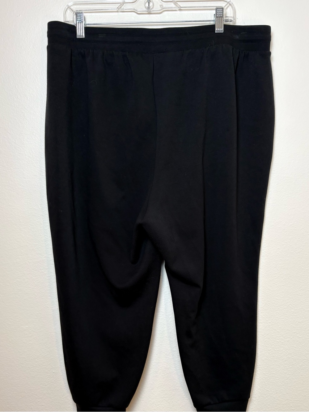 Torrid Cupro Crop Active Jogger - Picture 4 of 6